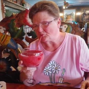 Meet your Posher, Vera